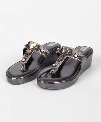 Black synthetic kolhapuri heels 2
