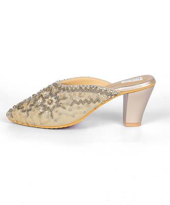 Gold synthetic mojari heels 2