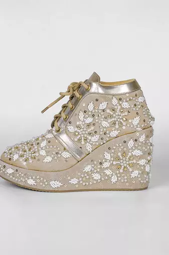 Gold synthetic embroidered casual shoes