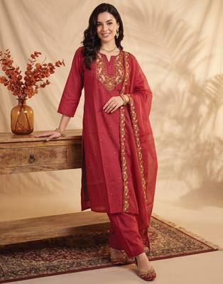 Maroon embroidered silk blend kurta trouser dupatta set 1