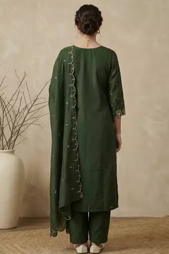 Green embroidered silk blend kurta trouser dupatta set