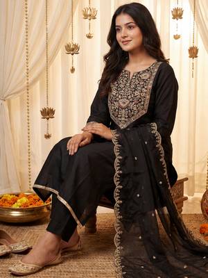 Black embroidered silk blend kurta trouser dupatta set 1