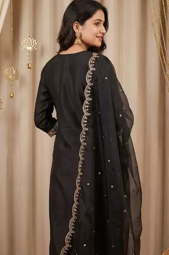 Black embroidered silk blend kurta trouser dupatta set