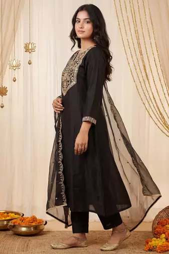 Black embroidered silk blend kurta trouser dupatta set