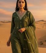 Green embroidered silk blend kurta trouser dupatta set
