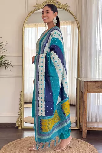 Green embroidered silk blend kurta trouser dupatta set