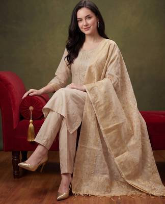 Off white embroidered silk blend kurta trouser dupatta set 1