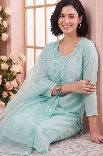 Blue embroidered silk blend kurta trouser dupatta set