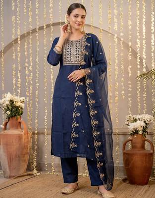 Navy blue embroidered silk blend kurta trouser dupatta set 2