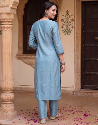 Blue embroidered silk blend kurta trouser dupatta set 2