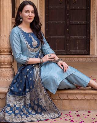 Blue embroidered silk blend kurta trouser dupatta set 4