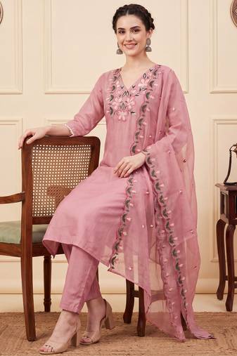 Pink embroidered silk blend kurta trouser dupatta set