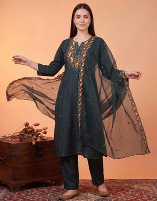 Teal embroidered silk blend kurta trouser dupatta set 1