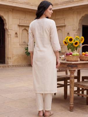 White embroidered silk blend kurta trouser dupatta set 2
