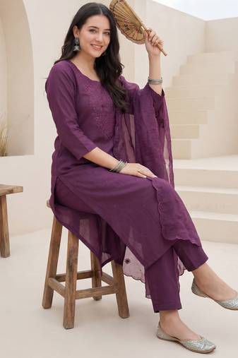 Purple embroidered silk blend kurta trouser dupatta set