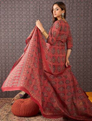 Orange printed pure cotton kurta trouser dupatta set 2