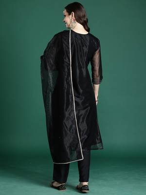 Black embroidered net kurta trouser dupatta set 2