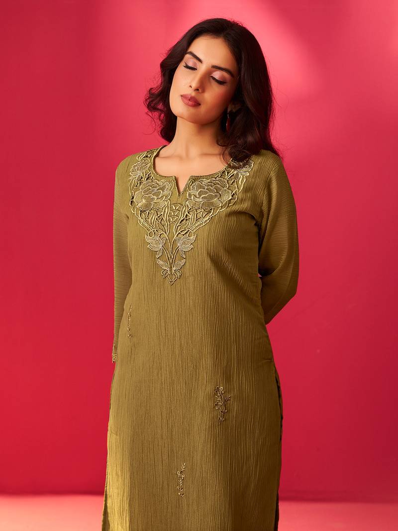 Green embroidered silk blend kurta trouser dupatta set
