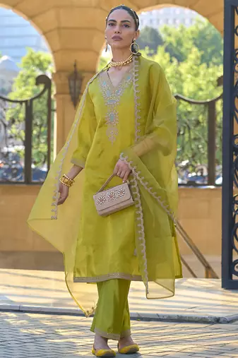 Green embroidered silk blend kurta trouser dupatta set