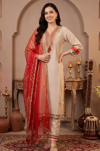 Cream embroidered silk blend kurta trouser dupatta set