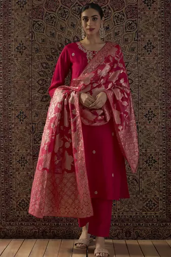 Pink embroidered silk blend kurta trouser dupatta set