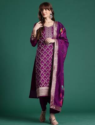 Purple embroidered silk blend kurta trouser dupatta set 4