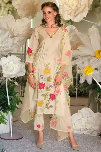 Off white embroidered silk blend kurta trouser dupatta set
