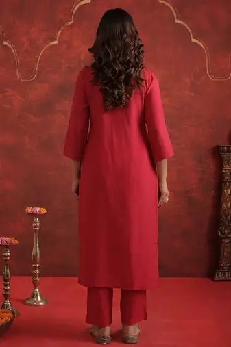 Pink embroidered silk blend kurta trouser dupatta set