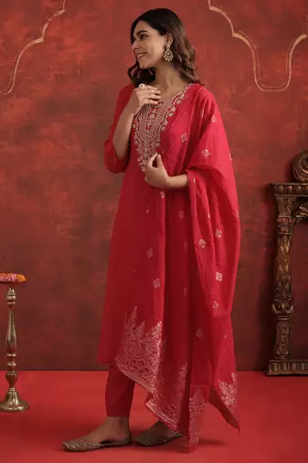 Pink embroidered silk blend kurta trouser dupatta set