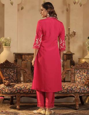 Pink embroidered silk blend kurta trouser dupatta set 2