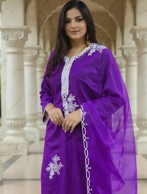 Purple embroidered liva kurta trouser dupatta set 2