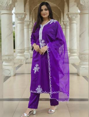 Purple embroidered liva kurta trouser dupatta set 1
