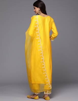 Yellow embroidered liva kurta trouser dupatta set 2