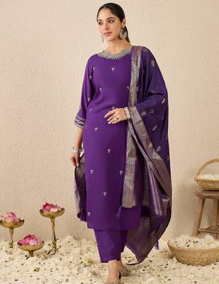 Purple embroidered silk blend kurta trouser dupatta set 4
