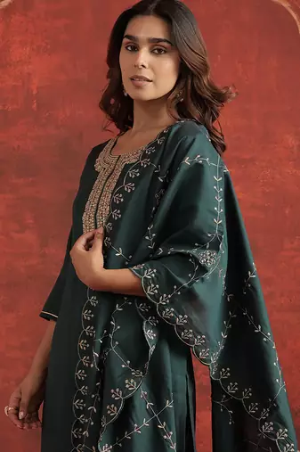 Green embroidered silk blend kurta trouser dupatta set