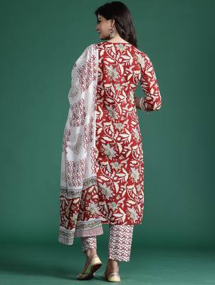 Maroon printed pure cotton kurta trouser dupatta set 3