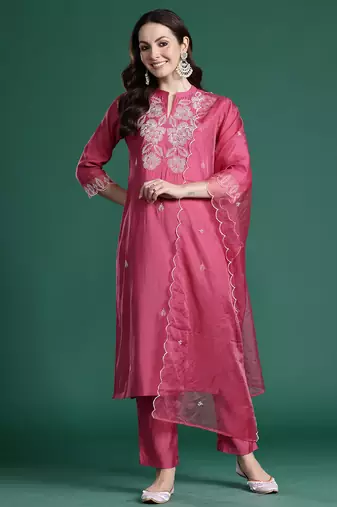 Pink solid silk blend kurta trouser dupatta set