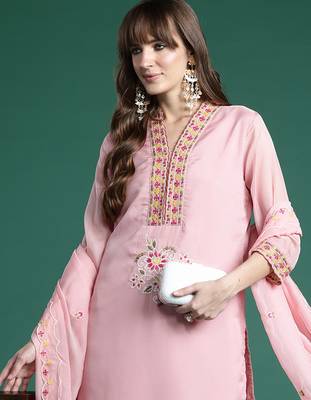 Pink embroidered organza kurta trouser dupatta set 2