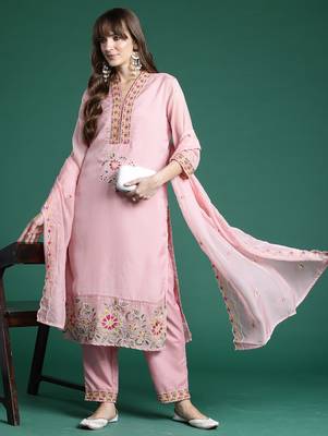 Pink embroidered organza kurta trouser dupatta set 1