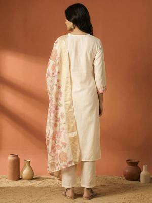 Off white embroidered silk blend kurta trouser dupatta set 2