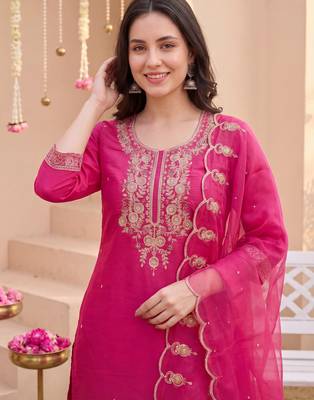 Pink embroidered silk blend kurta trouser dupatta set 2