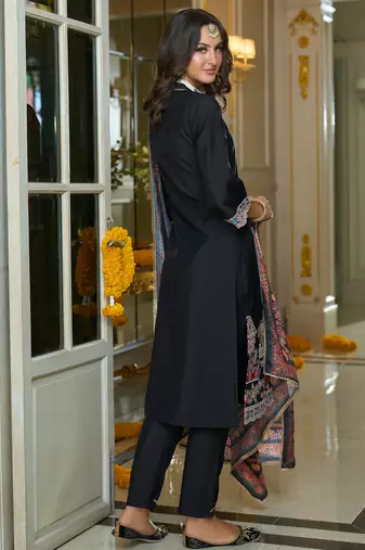 Black embroidered silk blend kurta trouser dupatta set