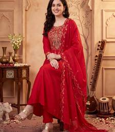 Red embroidered silk blend kurta trouser dupatta set