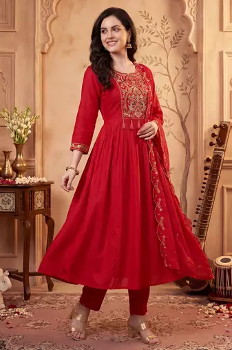 Red embroidered silk blend kurta trouser dupatta set
