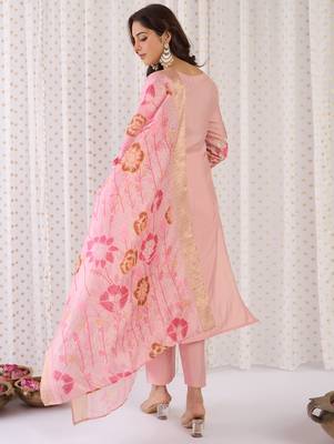 Peach embroidered silk blend kurta trouser dupatta set 3