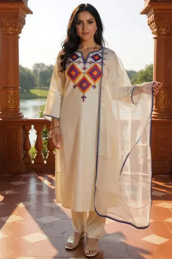 Off white embroidered liva kurta trouser dupatta set