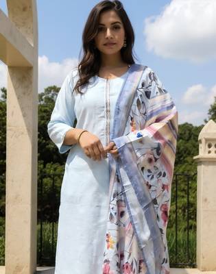 Blue self design cotton blend kurta trouser dupatta set 2