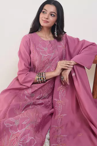 Pink embroidered silk blend kurta trouser dupatta set