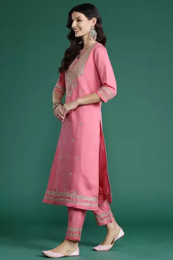 Pink embroidered silk blend kurta trouser dupatta set