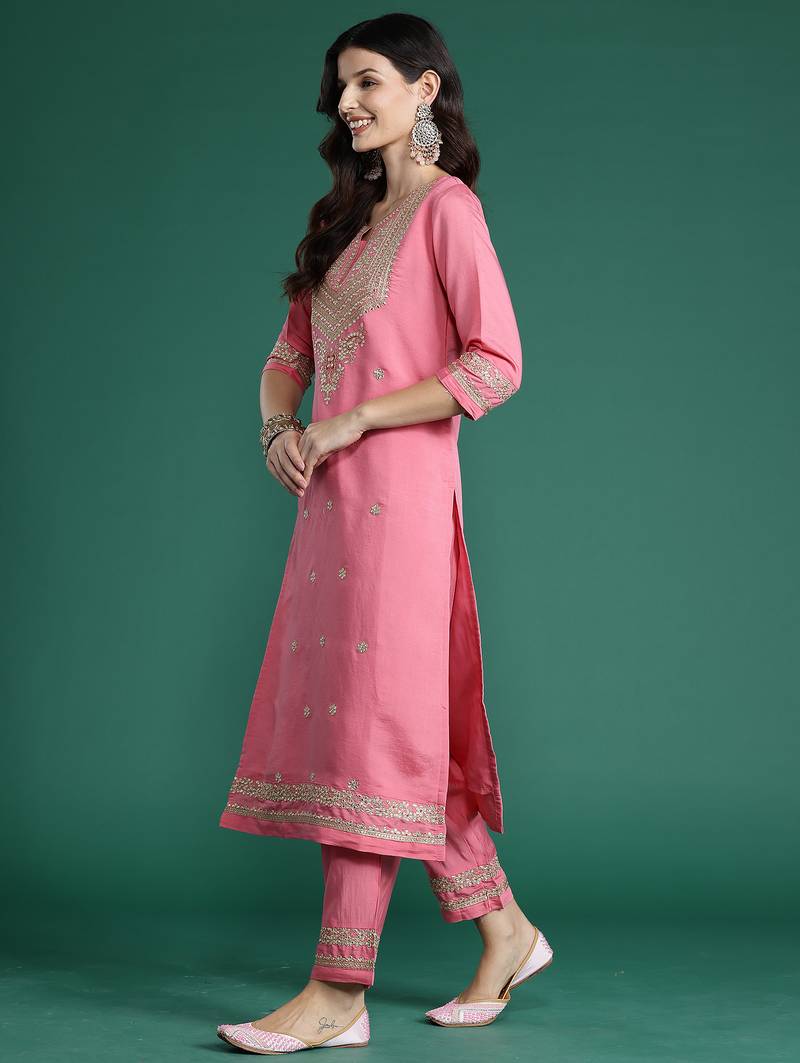 Pink embroidered silk blend kurta trouser dupatta set